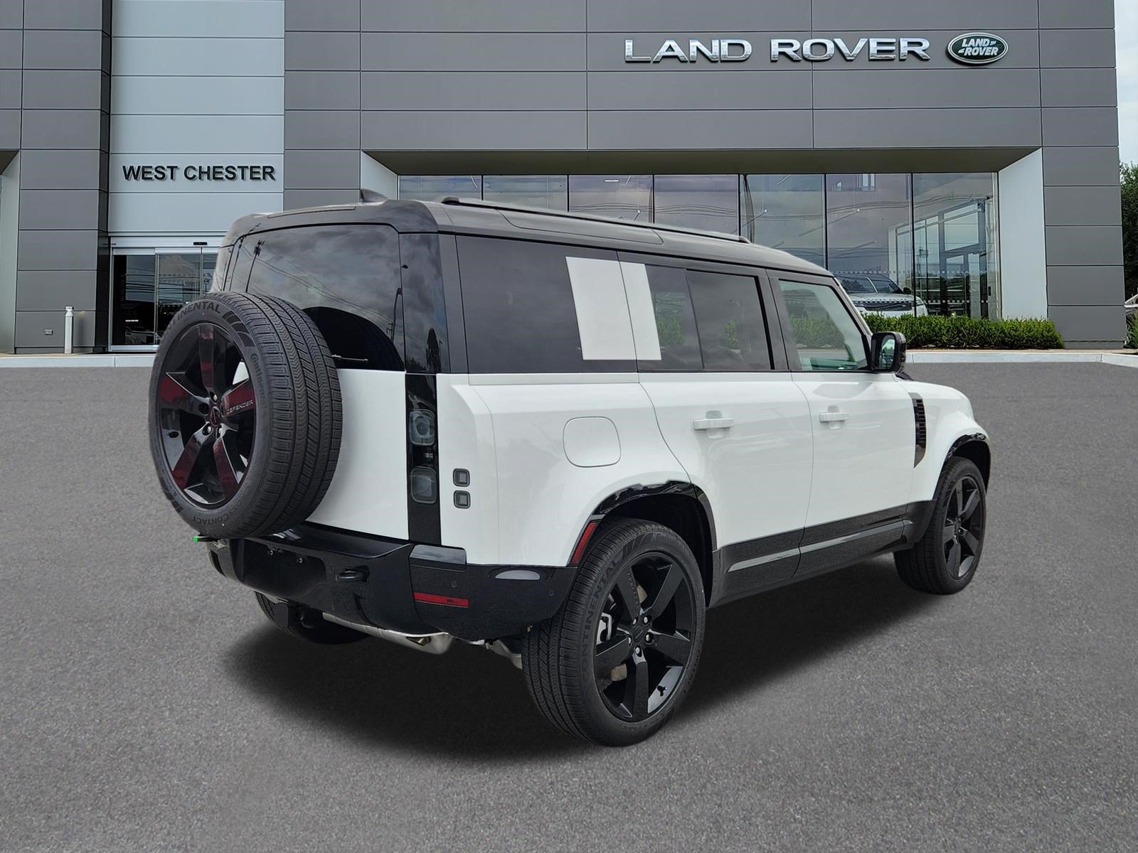 New 2026 Land Rover Defender 110 X-Dynamic SE AWD/4WD image 4