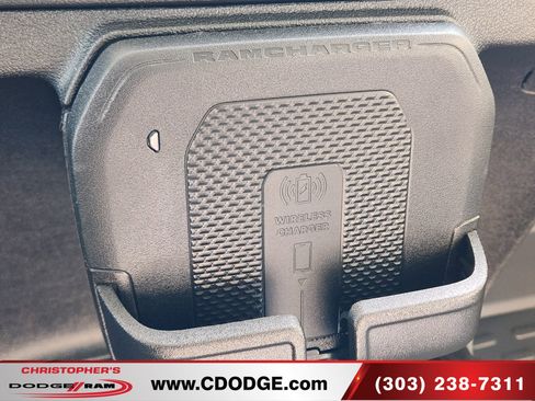Used 2024 RAM ProMaster 3500 w/ Delivery Van Package FWD image 24