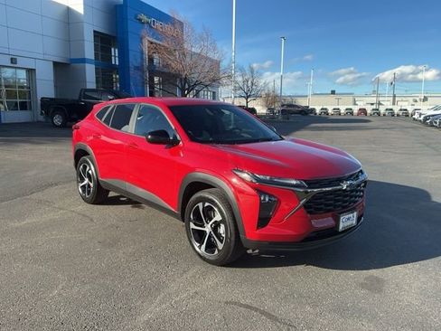 New 2026 Chevrolet Trax RS image 1