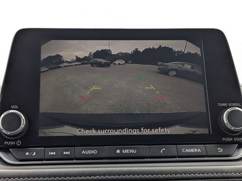 Certified 2024 Nissan Rogue SV image 30