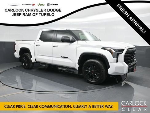 Used 2024 Toyota Tundra SR5 w/ SR5 Premium Package image 5