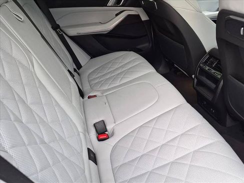 Used 2024 BMW X5 sDrive40i RWD image 18