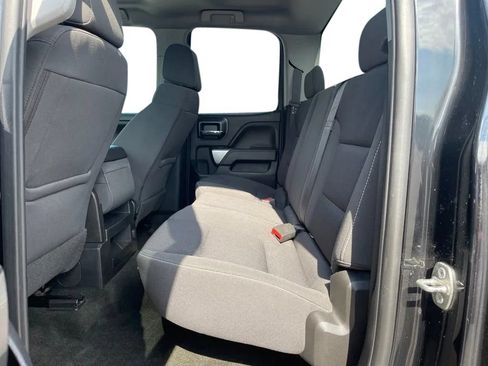 Used 2018 Chevrolet Silverado 1500 LT AWD/4WD image 17