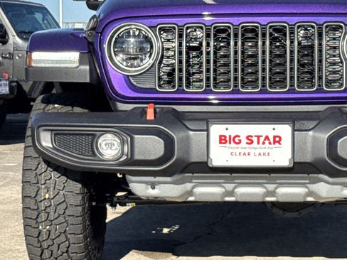 New 2026 Jeep Gladiator Mojave AWD/4WD image 7