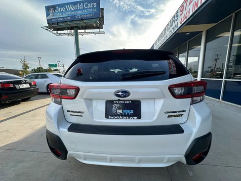 Used 2021 Subaru Crosstrek 2.5i Sport w/ Moonroof Package AWD/4WD image 8