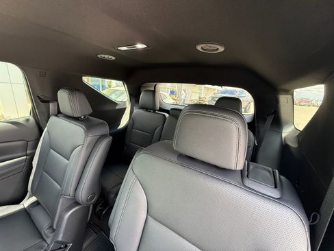 New 2026 Chevrolet TrailBlazer LT w/ Convenience Package FWD image 19
