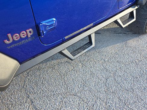 Used 2018 Jeep Wrangler Unlimited Rubicon image 47