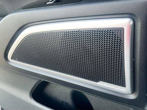 Used 2023 Kia Telluride EX w/ EX Captain's Chair Package FWD image 27