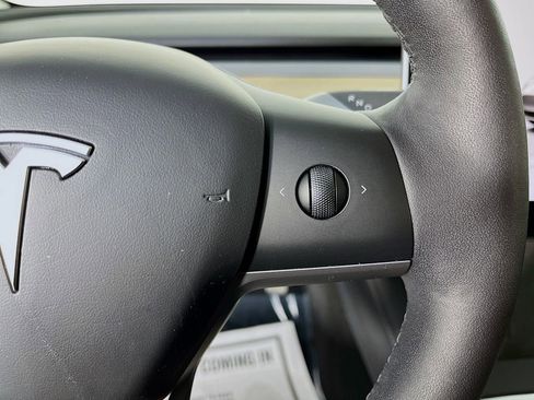 Used 2023 Tesla Model 3 Standard Range RWD image 15