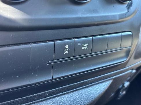 Used 2018 RAM 1500 Express w/ Express Value Package image 21