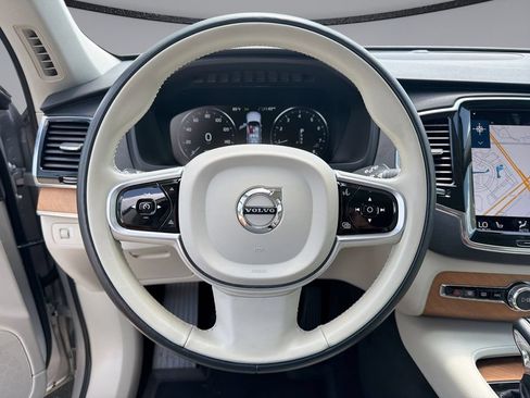 Used 2022 Volvo XC90 T6 Momentum w/ Advanced Package AWD/4WD image 21