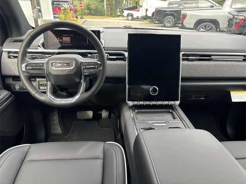 New 2026 GMC Sierra EV Elevation image 8