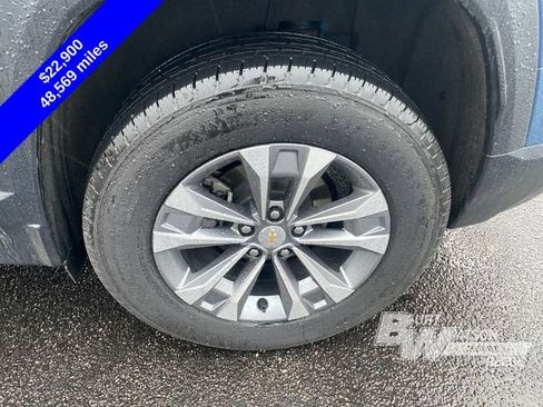 Used 2025 Chevrolet Equinox LT w/ Convenience Package II image 16