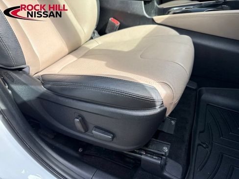Used 2019 Hyundai Santa Fe AWD image 36