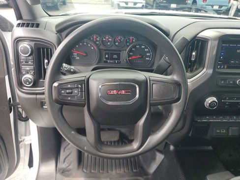 Used 2022 GMC Sierra 1500 Pro w/ Pro Value Package AWD/4WD image 11