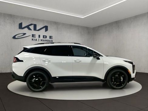Used 2026 Kia Sportage X-Line w/ X-Line Technology Package image 8