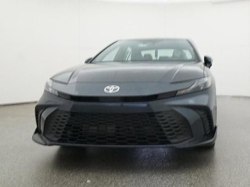 New 2026 Toyota Camry SE FWD image 31