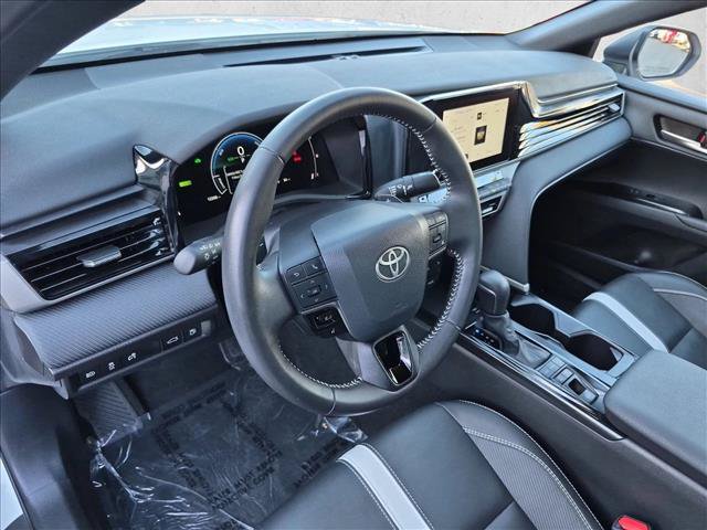Certified 2025 Toyota Camry SE FWD image 10