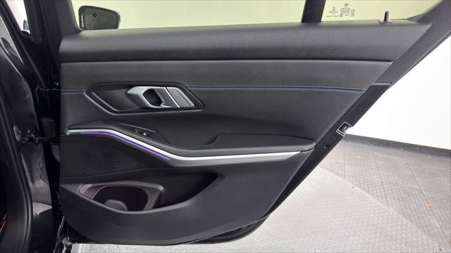 Used 2021 BMW 330i Sedan w/ M Sport Package RWD image 21