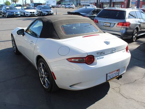 Used 2016 MAZDA MX-5 Miata Grand Touring RWD image 5