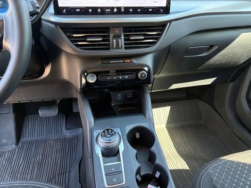Used 2023 Ford Escape Active w/ Tech Pack #2 AWD/4WD image 19