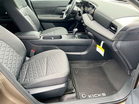 New 2026 Nissan Kicks SV FWD image 22