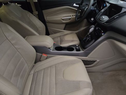 Used 2016 Ford Escape SE w/ SE Chrome Package FWD image 21