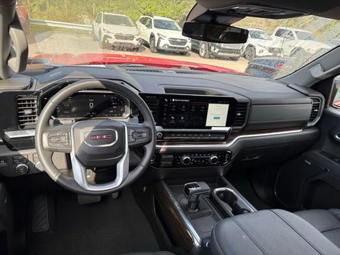 Used 2026 GMC Sierra 1500 Elevation w/ Elevation Premium Package AWD/4WD image 13