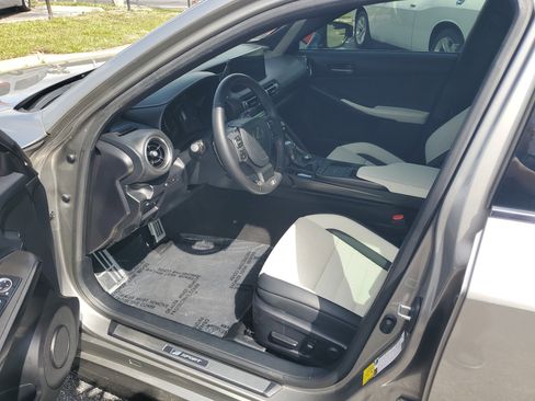 Used 2021 Lexus IS 350 F Sport w/ Navigation Package image 11