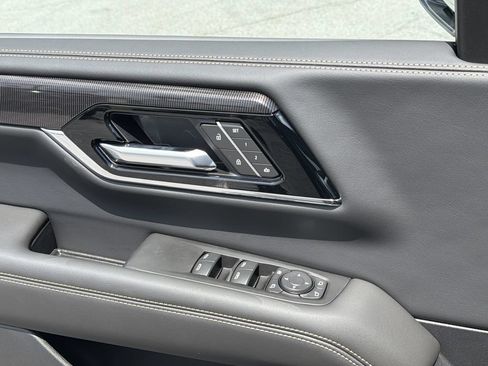 New 2026 GMC Yukon Elevation w/ LPO, Floor Liner Package RWD image 14