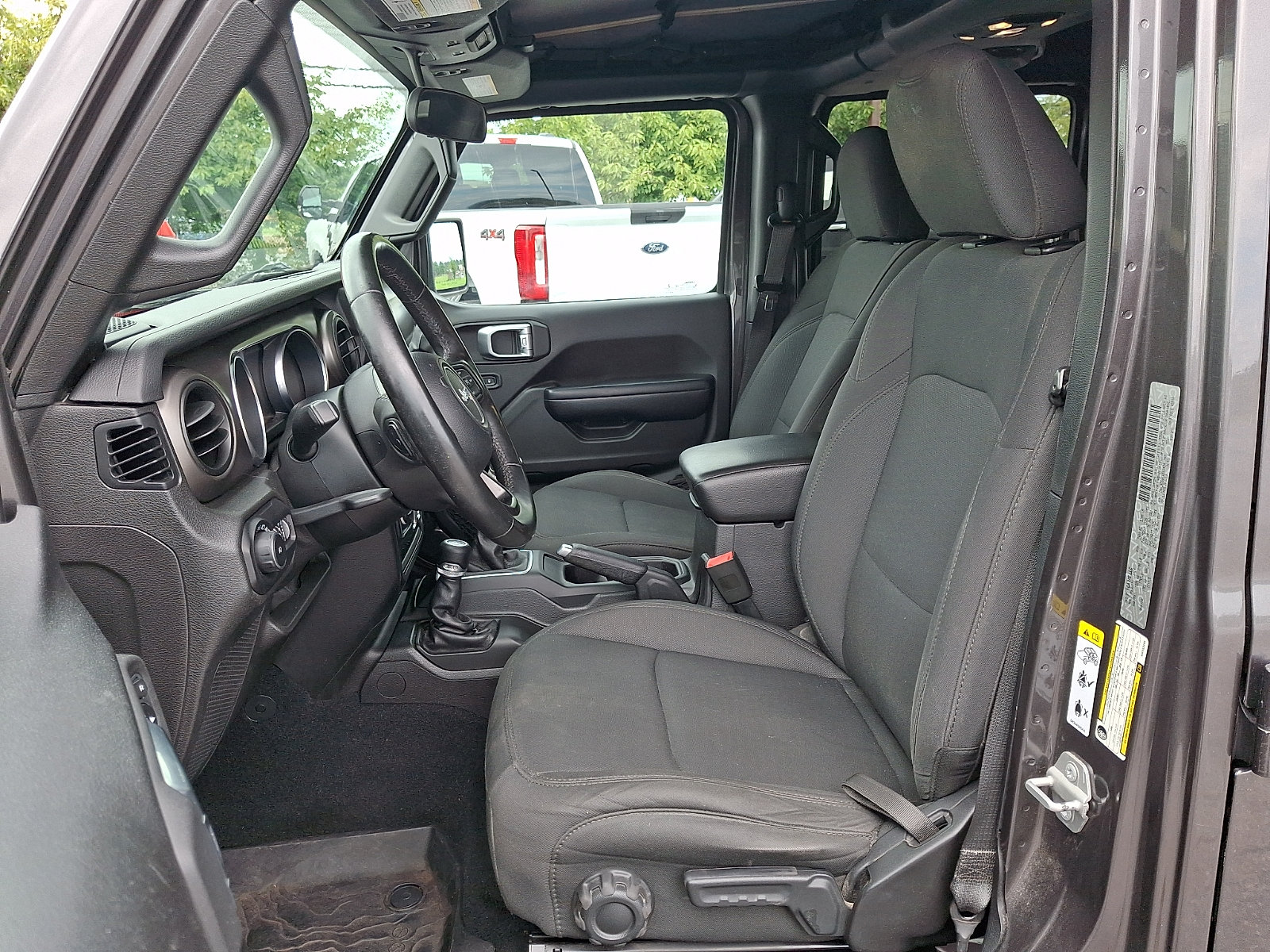 Used 2019 Jeep Wrangler Unlimited Sport S AWD/4WD image 13