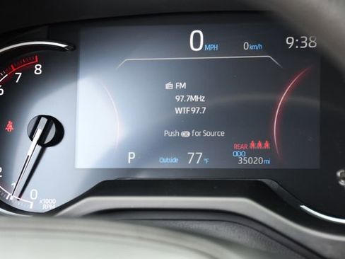 Used 2025 Toyota RAV4 XLE AWD/4WD image 20