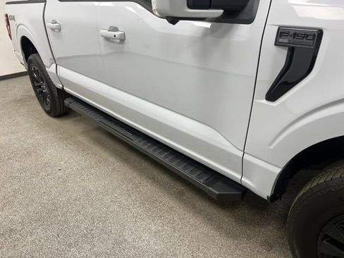 Used 2025 Ford F150 Lariat AWD/4WD image 12