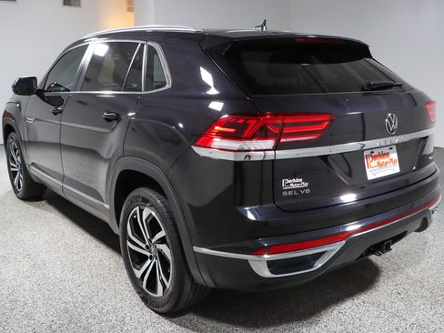 Used 2023 Volkswagen Atlas Cross Sport SEL AWD/4WD image 9