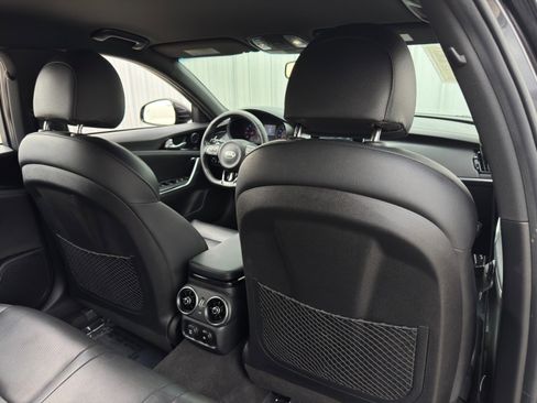 Used 2020 Kia Stinger GT-Line image 31