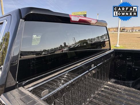 Certified 2022 GMC Sierra 1500 SLT w/ SLT Convenience Package image 13