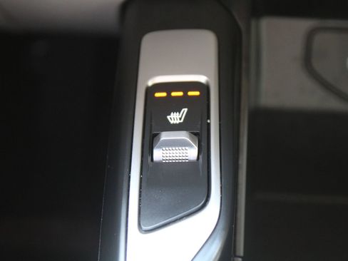 Certified 2025 Kia Sorento EX FWD image 40
