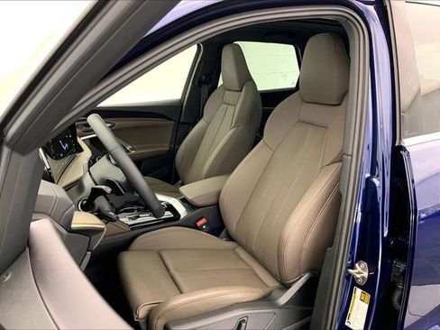 Certified 2025 Audi Q5 Prestige AWD/4WD image 5