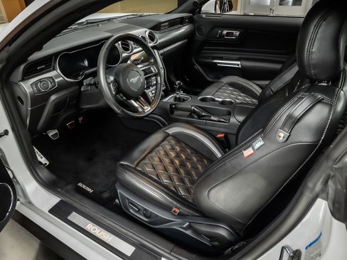 Used 2021 Ford Mustang GT Premium w/ GT Performance Package RWD image 2