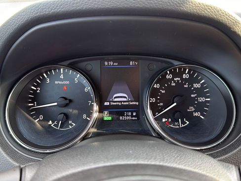 Used 2020 Nissan Rogue SV w/ Premium Package AWD/4WD image 10