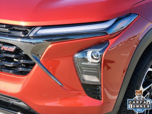 Used 2024 Chevrolet Trax RS w/ Driver Confidence Package image 14