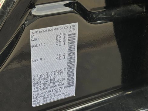 Used 2025 Nissan Altima 2.5 SV FWD image 30