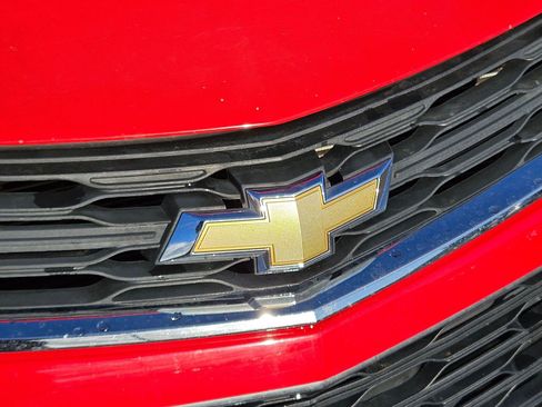Used 2017 Chevrolet Cruze LS image 11