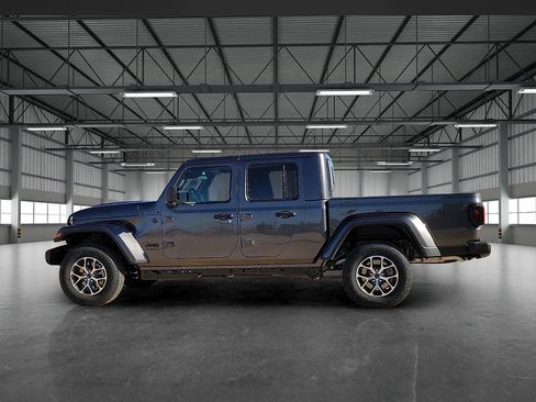 New 2026 Jeep Gladiator Sport AWD/4WD image 2