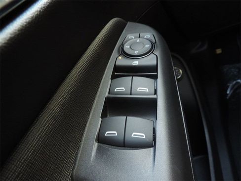 New 2026 Buick Envista Preferred image 19