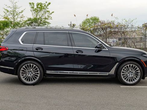 Used 2024 BMW X7 xDrive40i w/ Executive Package AWD/4WD image 8