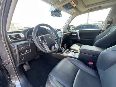 Used 2022 Toyota 4Runner Limited AWD/4WD image 15