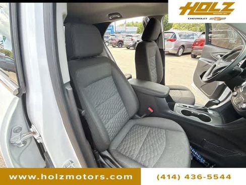 Certified 2018 Chevrolet Equinox LT FWD image 26