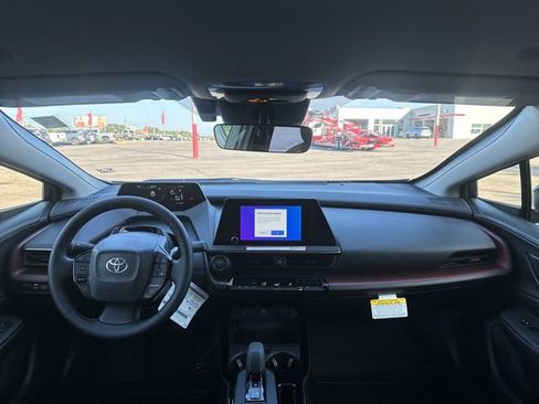 New 2026 Toyota Prius Plug-In Hybrid FWD image 10