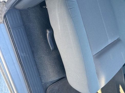 Used 2005 Dodge Dakota SLT image 32